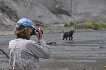 Безопасное наблюдение за медведем для фото туров, киногрупп и фотографов. 