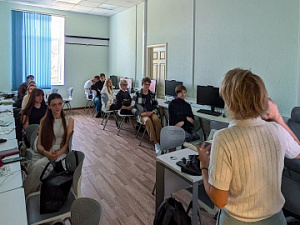 Студенты и преподаватели института экологии РУДН знакомятся с заповедной Камчаткой