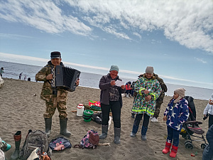 Аборигены Корякии поблагодарили Берингово море за его щедрость. Фото 2