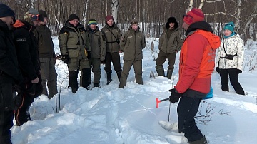 Госинспекторы заповедных территорий научились искать пострадавших под лавиной. Фото 10