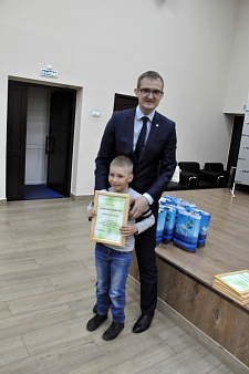 В Минприроды Камчатского края наградили юных экологов. Фото 1