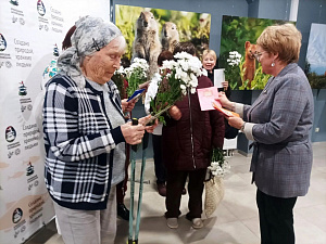 Для представителей старшего поколения елизовчан прошла заповедная экскурсия . Фото 3